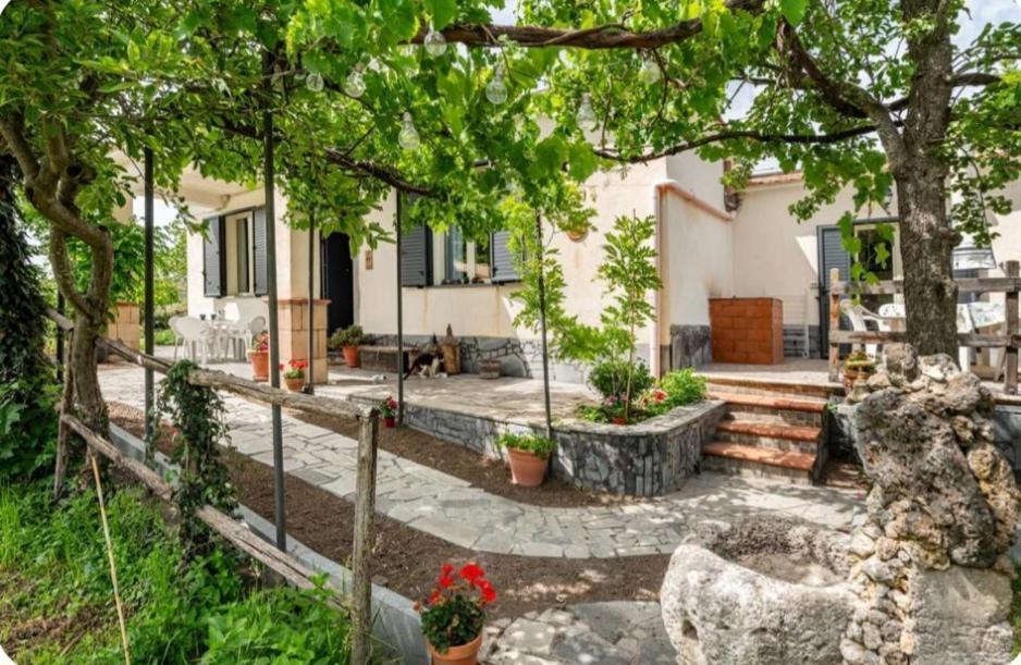 Etna, Salvia E Rosmarino Villa Maletto Eksteriør billede